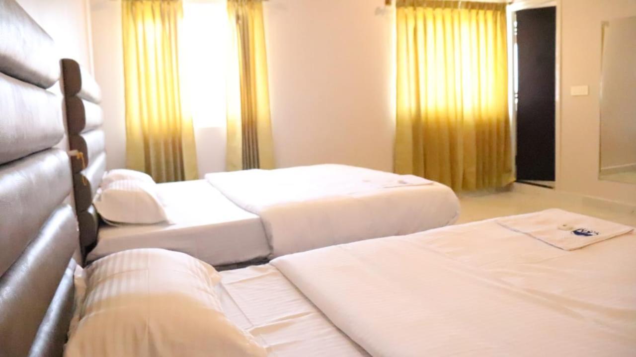Ckm Town Inn Chikmagalūr Kültér fotó