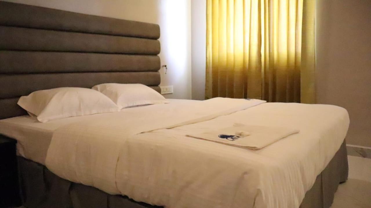 Ckm Town Inn Chikmagalūr Kültér fotó