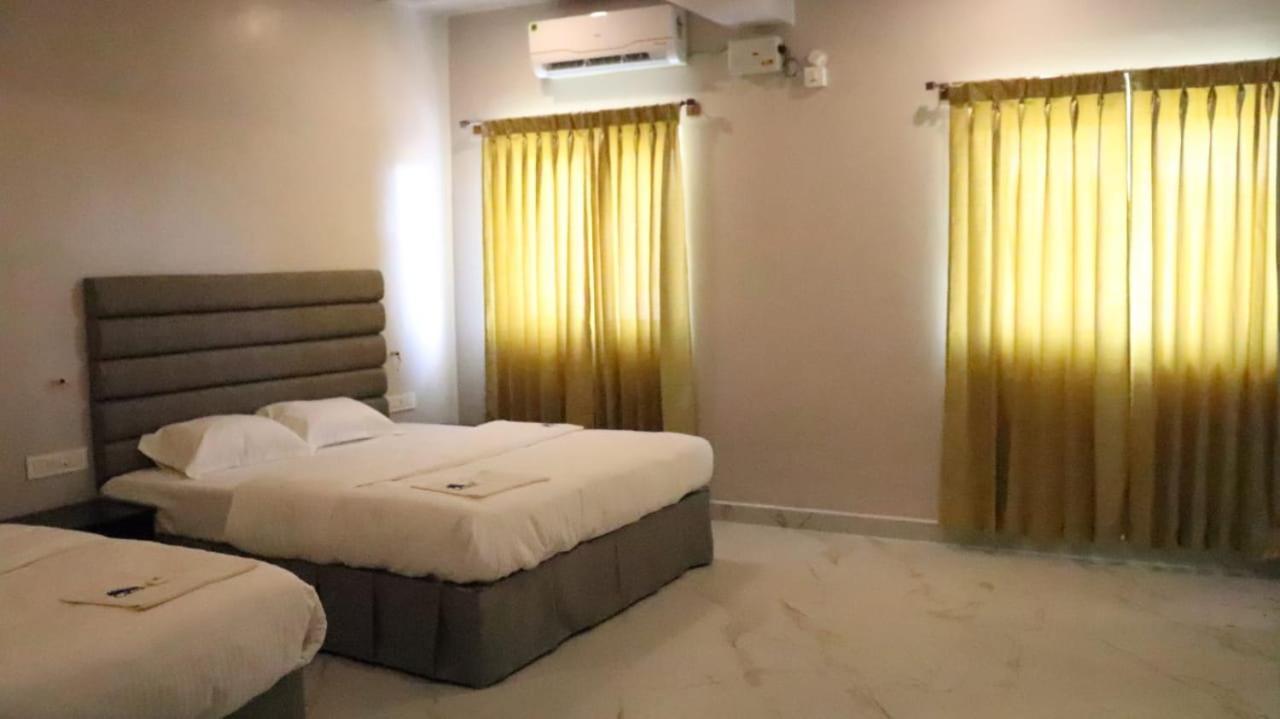 Ckm Town Inn Chikmagalūr Kültér fotó